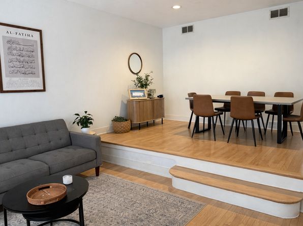 952 Green Bay Rd APT B