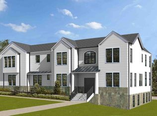 10 Heritage Ct, Demarest, NJ 07627