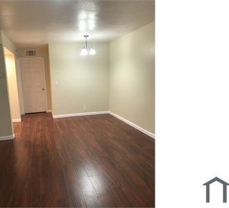 8927 Cedros Ave, Panorama City, CA, 91402