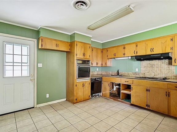 4th image of 1024 S Dogwood Dr