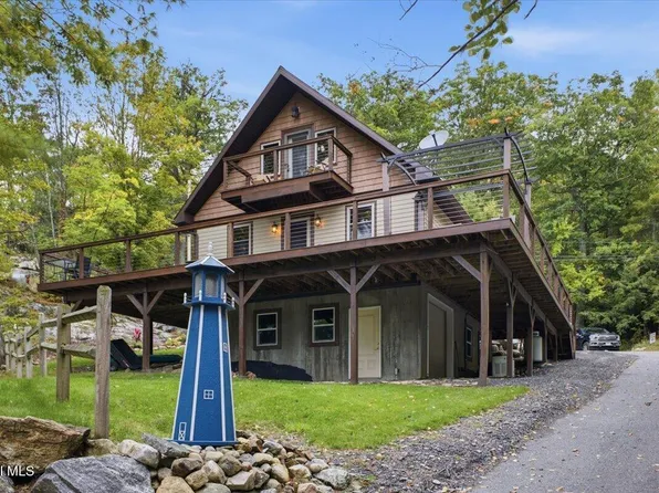 6611 Royal Anchorage Way, Putnam, NY 12861