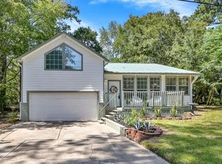 1880 Northshore Dr, Conroe, TX 77304