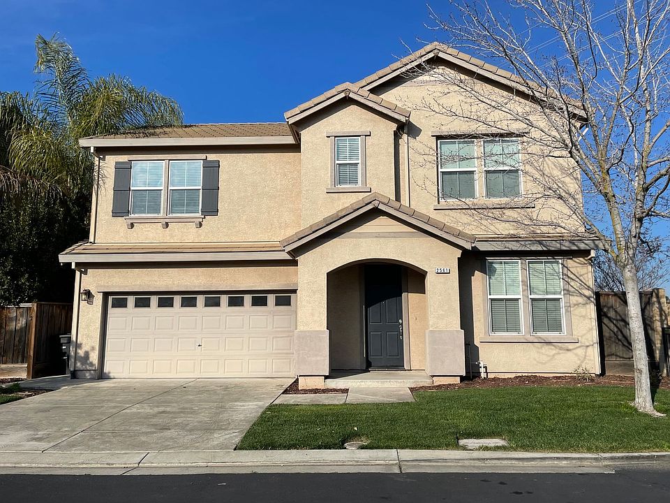 1st image of 2561 Cottage Pointe Dr