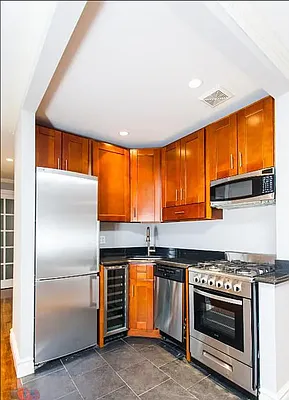 Rented by REAL New York | media 6