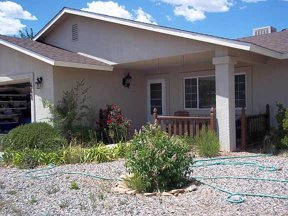 4th image of 652 E Alvarado Ln