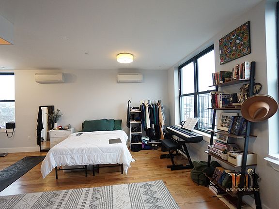 5th image of 1160 Rogers Ave #5B