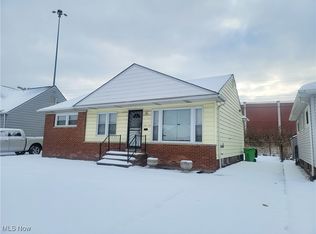 26156 Benton Ave, Euclid, OH 44132