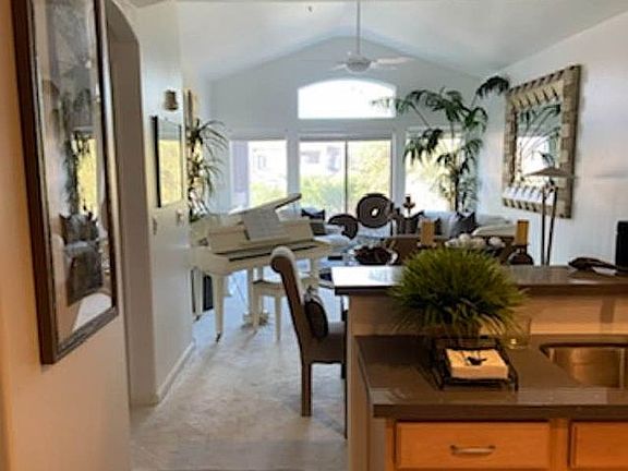 Entry to Condo high ceilings