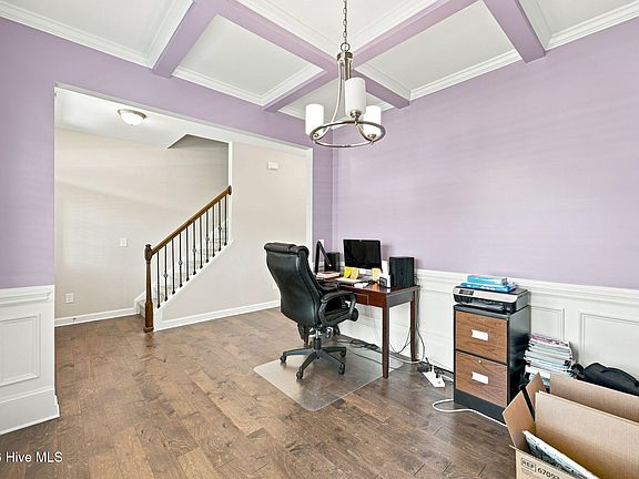 5th image of 279 Copper Creek Drive
