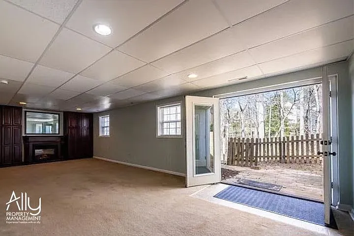 170 W Rosewood Dr — Photo 26