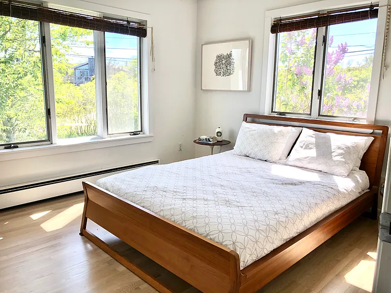 65 Seaside Ave — Photo 6