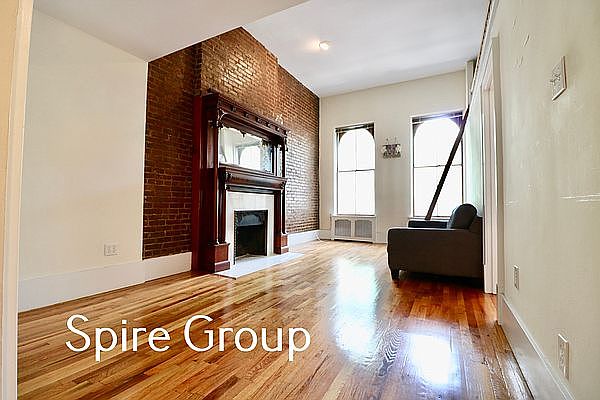 1st image of 156 W 77th St APT 1A