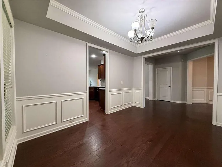 5115 Breezewood Cir — Photo 3