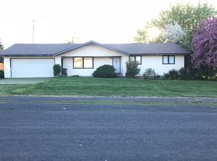 706 13th St, Davenport, WA 99122