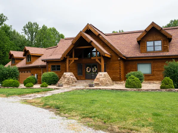 920 W County Road 300 S, North Vernon, IN 47265
