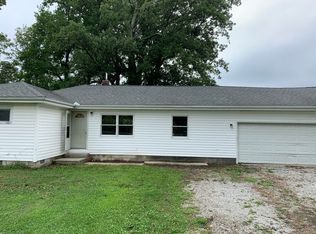 15099 Bay Rd, Wapakoneta, OH 45895