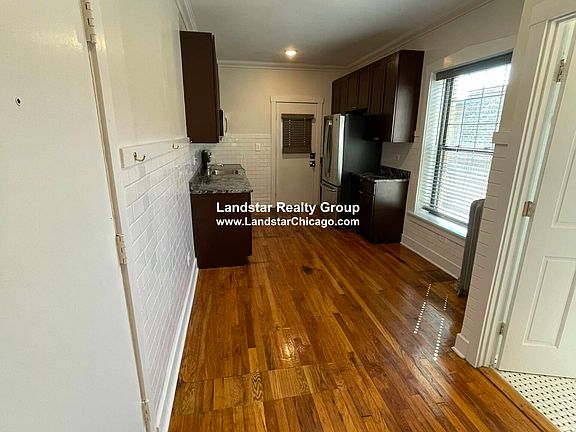 3rd image of 855 W Agatite Ave #3W