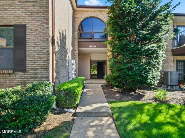 1301 Wellington Place, Aberdeen, NJ 07747