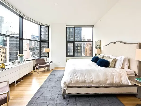 50 United Nations Plaza image 12 of 26