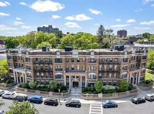 24 Sidlaw Rd APT 12, Brighton, MA 02135