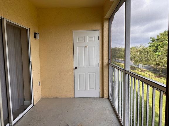 2nd image of 6461 Aragon Way APT 207