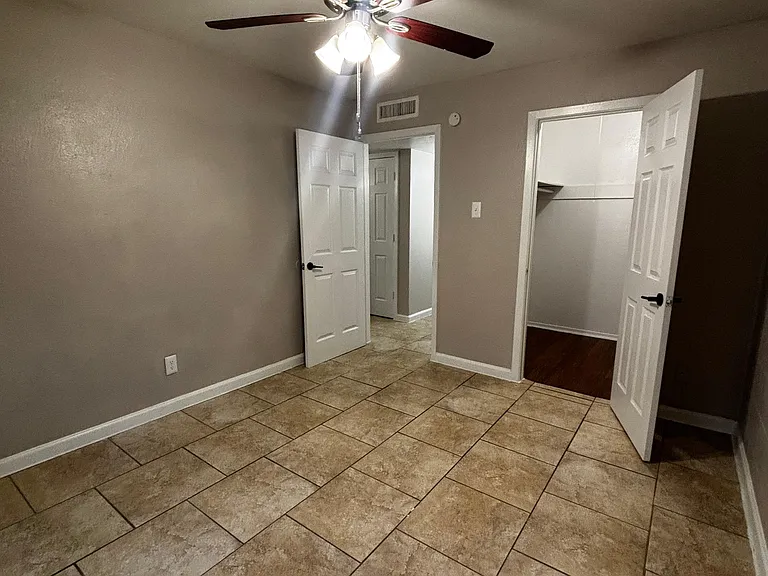 Maderas Apartments — Photo 8