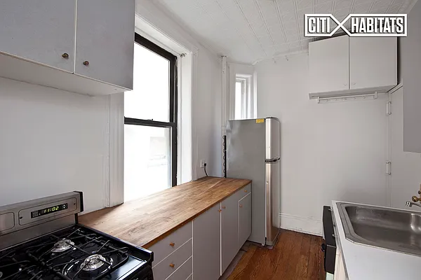 Rented by Citi Habitats | media 23