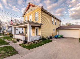 300 Adams St, Galena, IL 61036