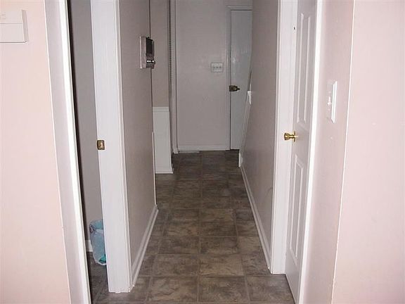 3rd image of 1807 Higby Dr #A