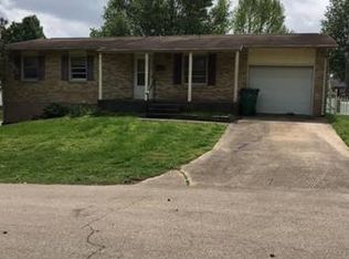 1901 Yale Dr, Scott City, MO 63780