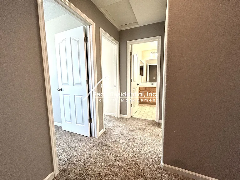 9196 Cortina Cir — Photo 10
