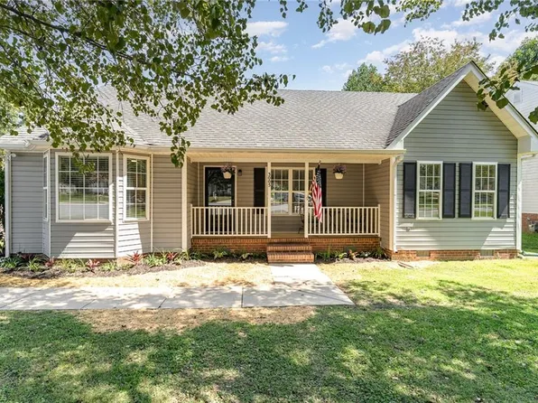 3005 Brookrun Dr, Jamestown, NC 27282