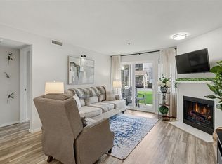 250 NW Dogwood Street #E-102, Issaquah, WA