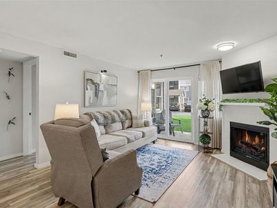 250 NW Dogwood Street #E-102, Issaquah, WA, 98027