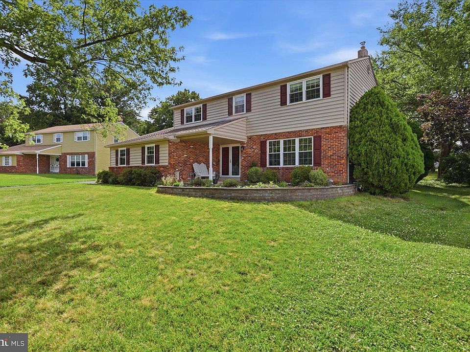 1st image of 148 Regency Dr