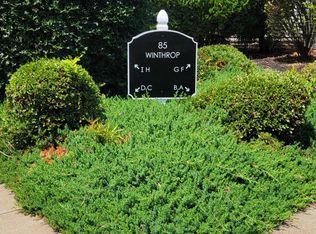 85 Winthrop Rd #F, Monroe Township, NJ 08831