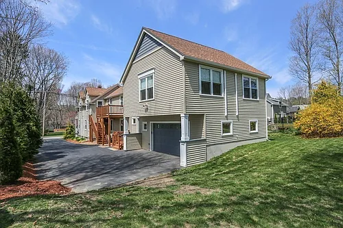 56 Water St #1 Photo 1