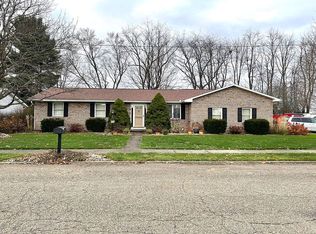 305 Adan Ave SW, New Philadelphia, OH 44663