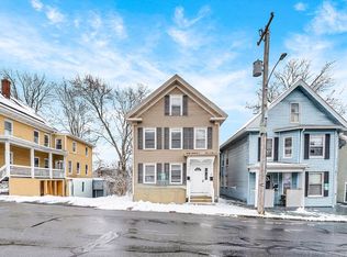 49 6th St, Lowell, MA 01850