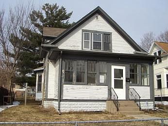 1st image of 707 Newton Ave N