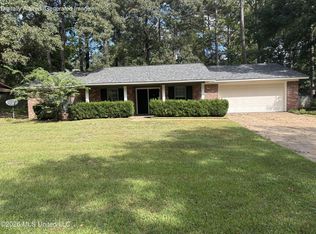 116 Woodgate Dr, Brandon, MS 39042