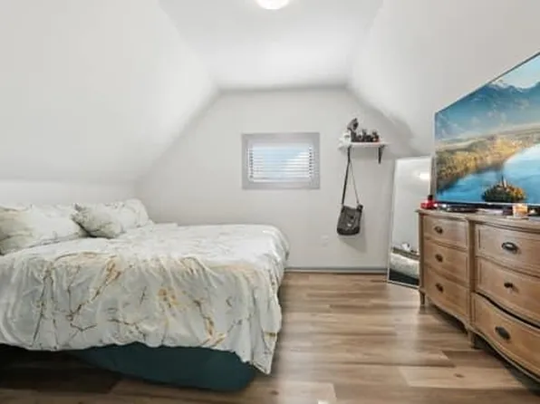 7 Laird Place image 43 of 48