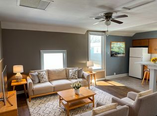 215 Center Cross St #2, Sycamore, IL 60178