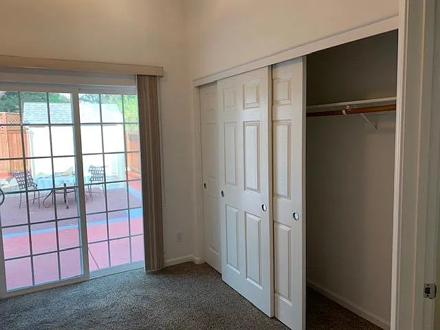 420 Hickory Cir — Photo 16