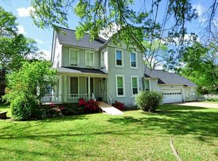 521 E 3rd St, Mount Pleasant, TX 75455