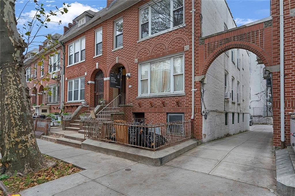 924 63rd St, Brooklyn, NY 11219 Zillow