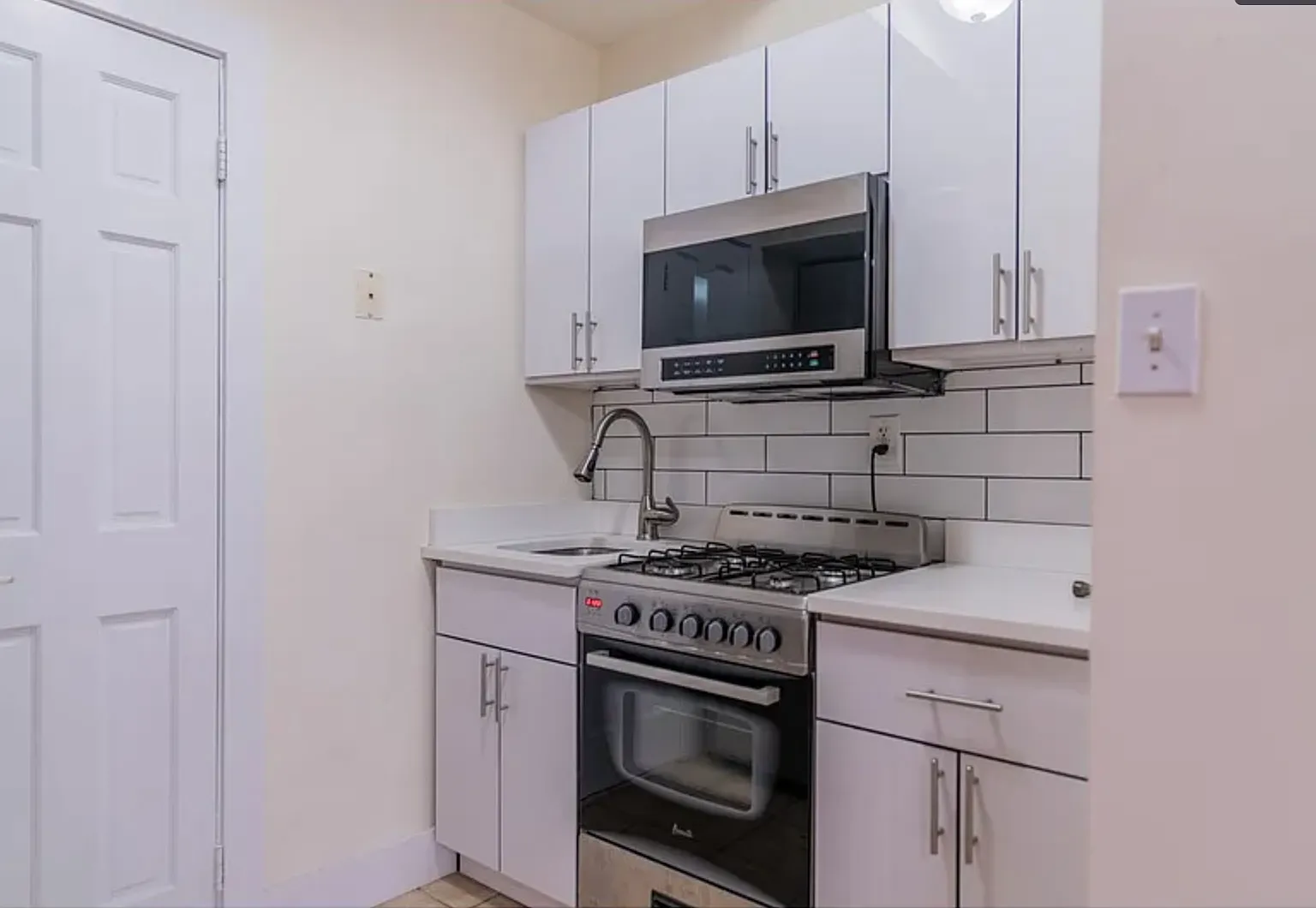 Studio, $1,825 — Photo 1
