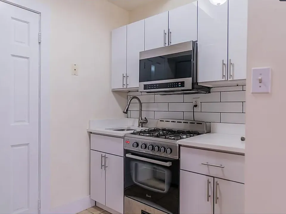 119 Magnolia Ave #4F