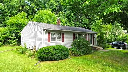 14 Saybrook Cir Photo 1