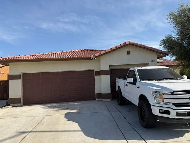 81145 Paludosa Dr — Photo 2